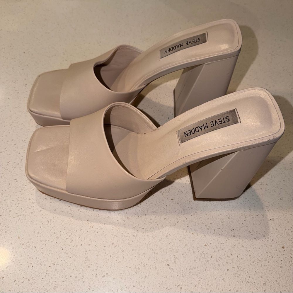 Steve Madden Square Toe Block Heel Mule Nude Beige Size 10 Minimalist Summer